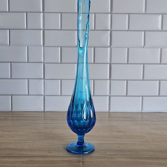 MCM Fenton Glass Sapphire Colonial Blue Tall Swung Vase 19.5 Tall Thumbprint VTG - Picture 6 of 16